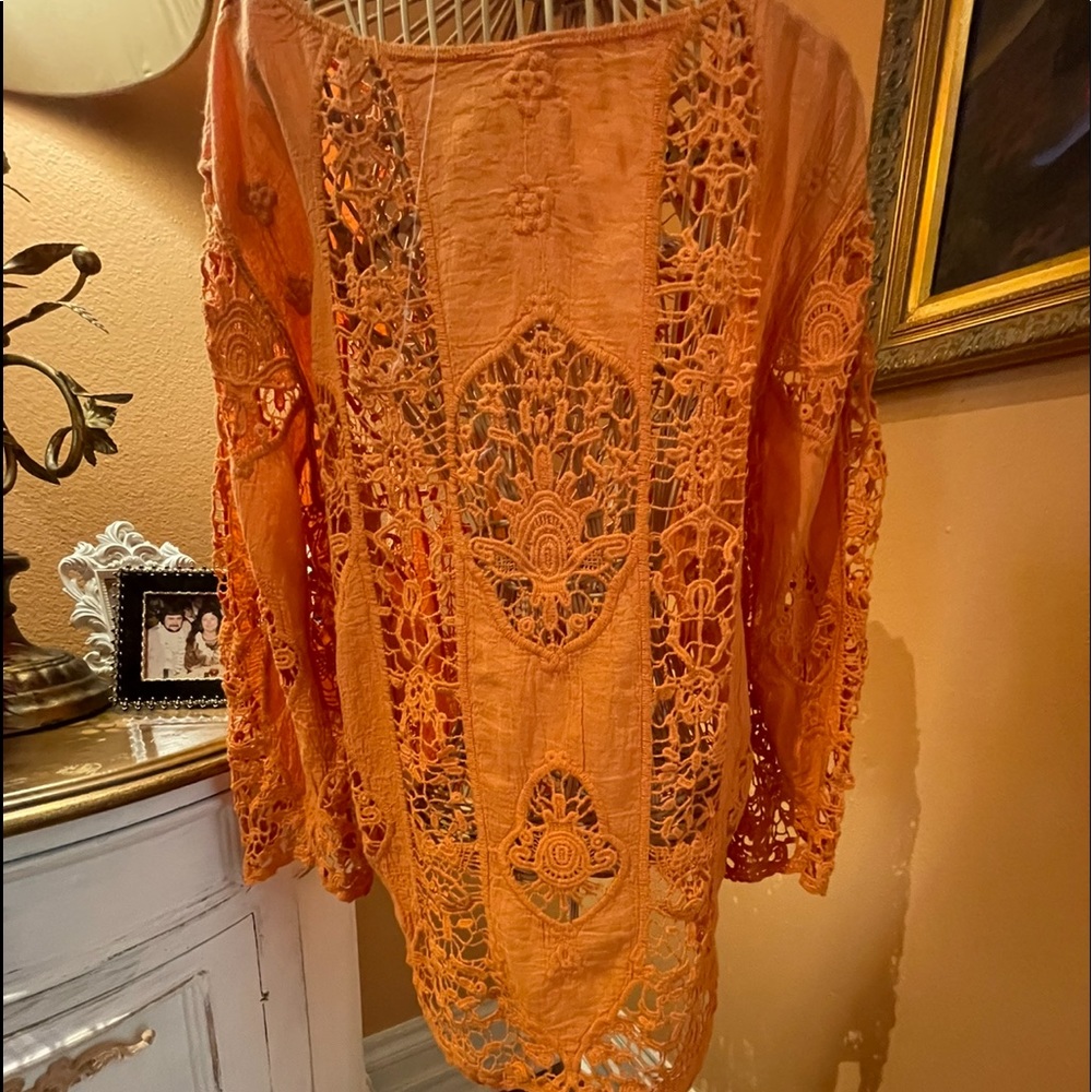 MONORENO CROCHETED WOMENS TOP